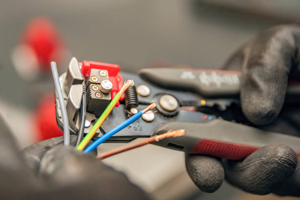 Best Circuit Breaker Repair  in Kingsville, TX