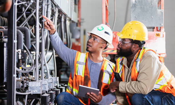 Best Affordable Emergency Electrician  in Kingsville, TX